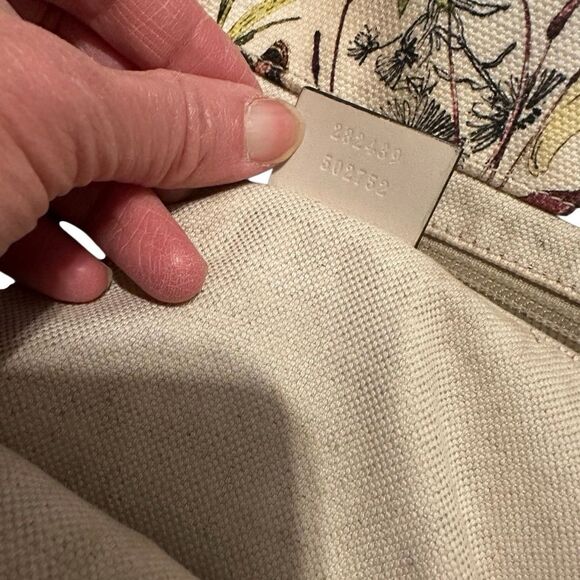 Gucci flora large tote   - Picture 13 of 17